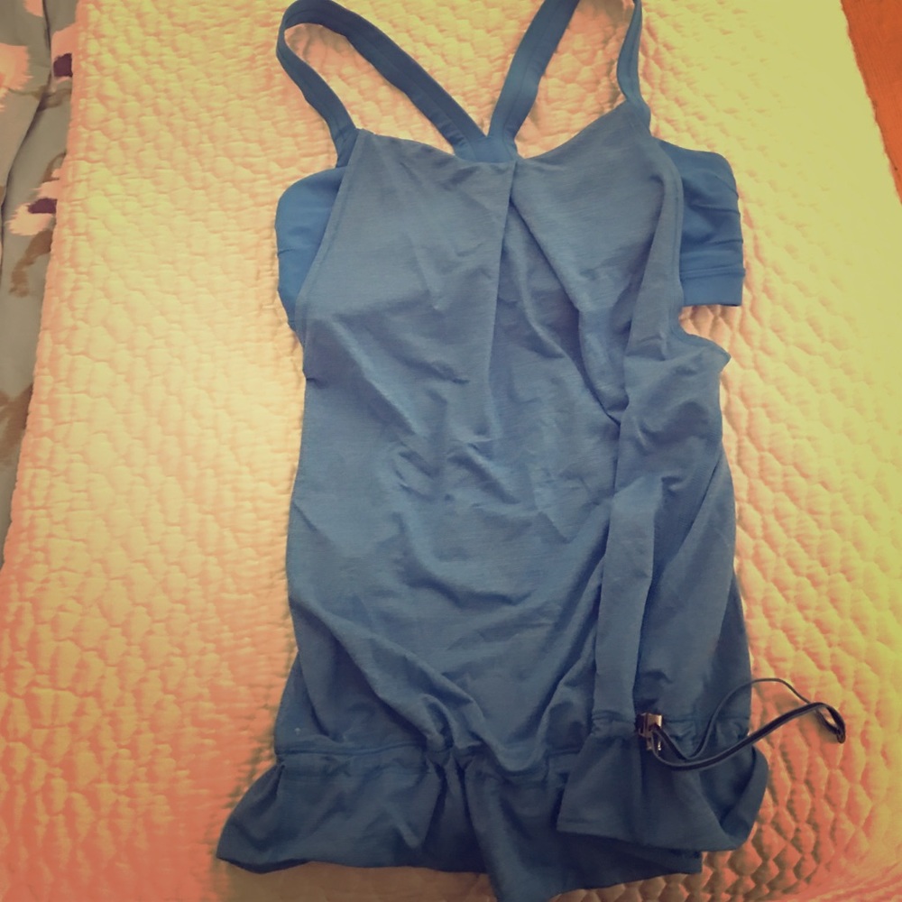 Lulu Lemon light blue bra, open arm workout top!